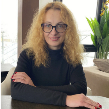 Ірина Дедовнікова